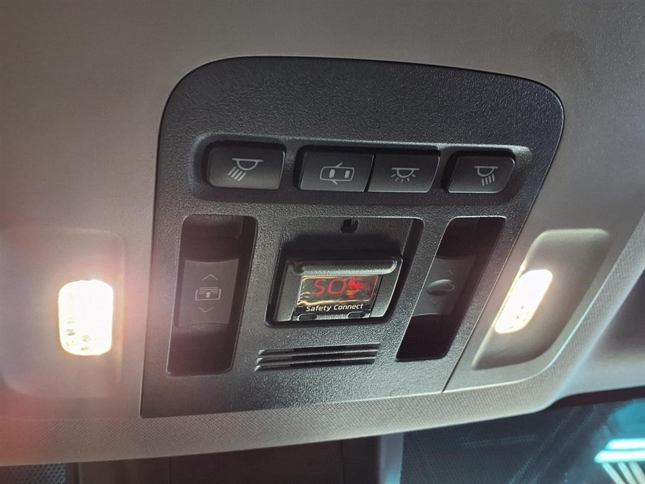 Toyota Camry XLE Auto (Natl) 2018