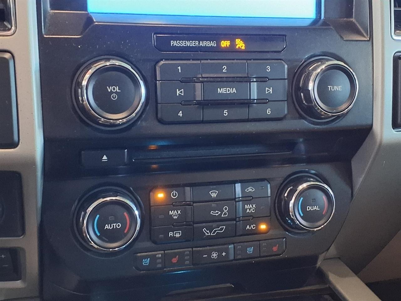 Ford F-150 Lariat 2017