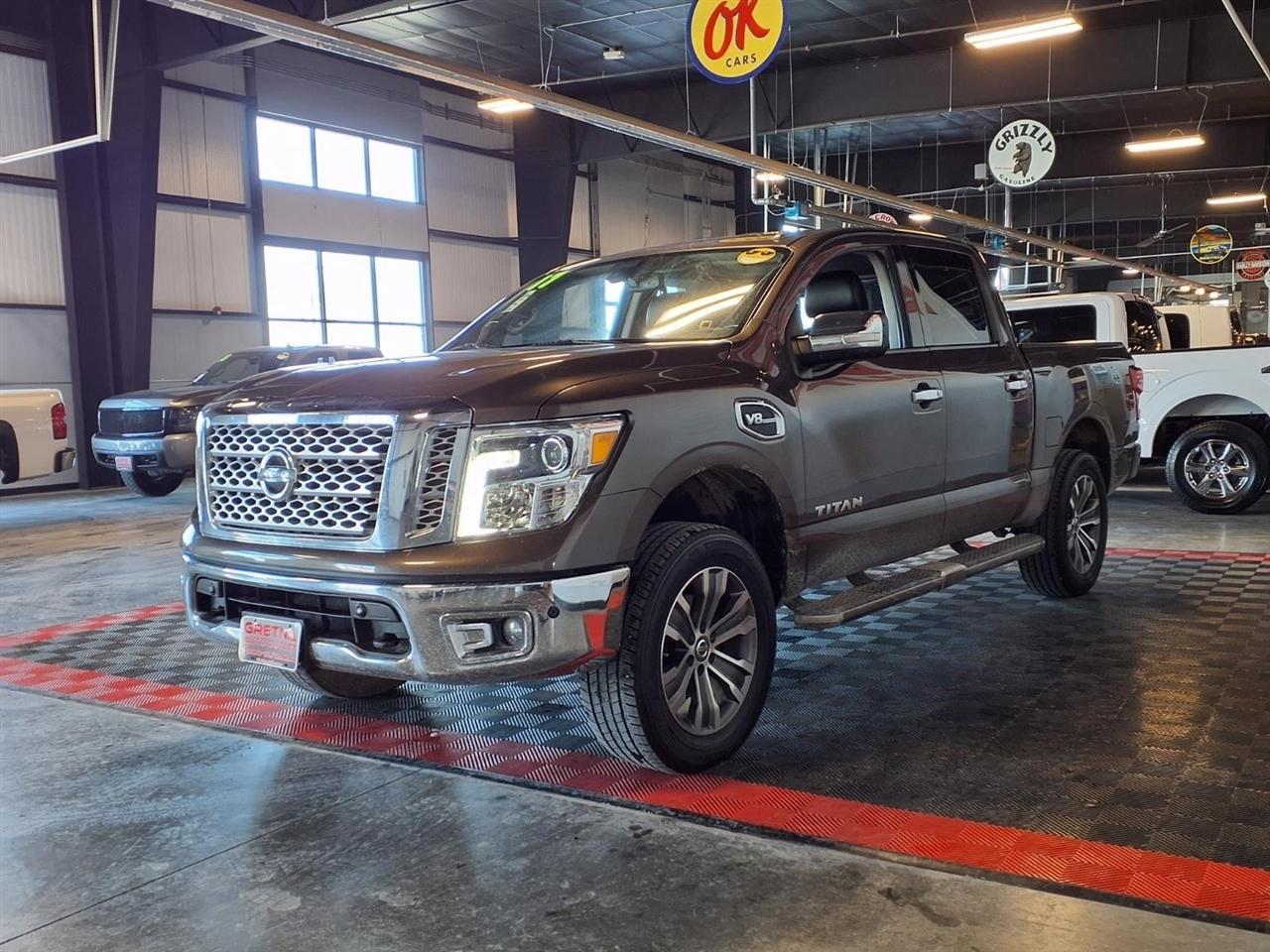Nissan Titan 4x4 Crew Cab SL 2017