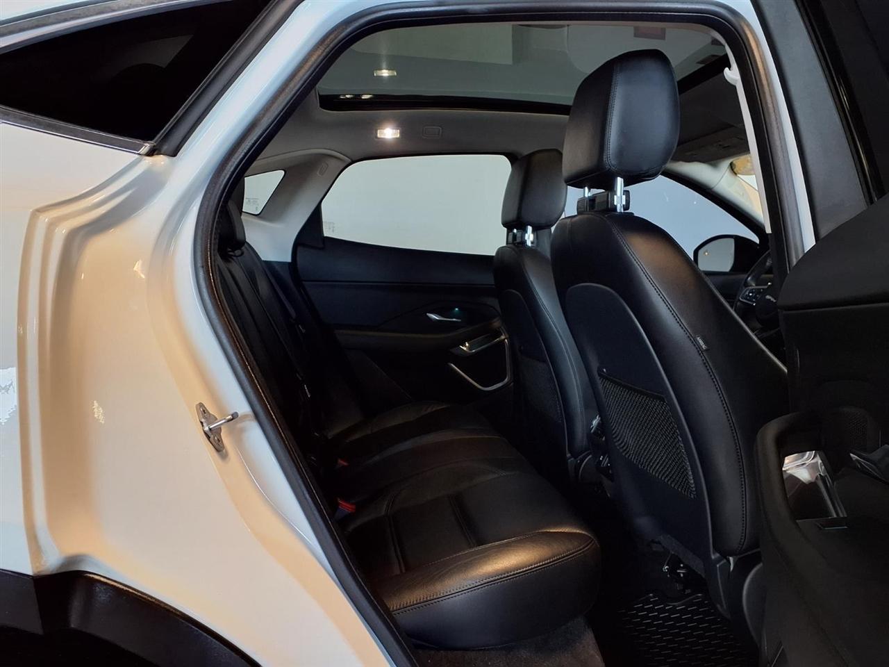 Jaguar E-Pace P250 AWD SE 2020