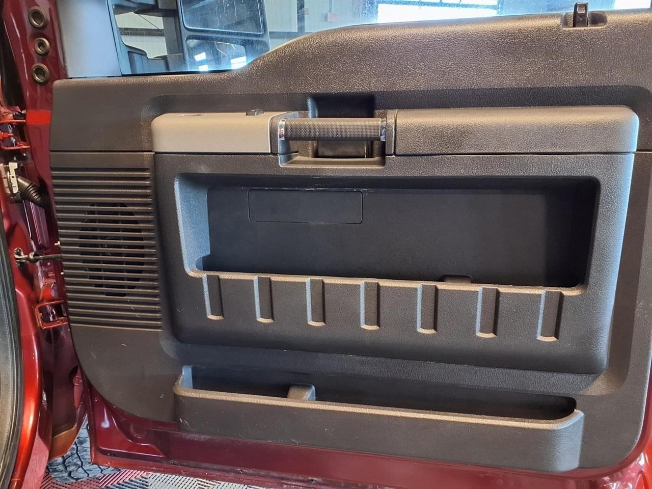 Ford Super Duty F-350 SRW  2016