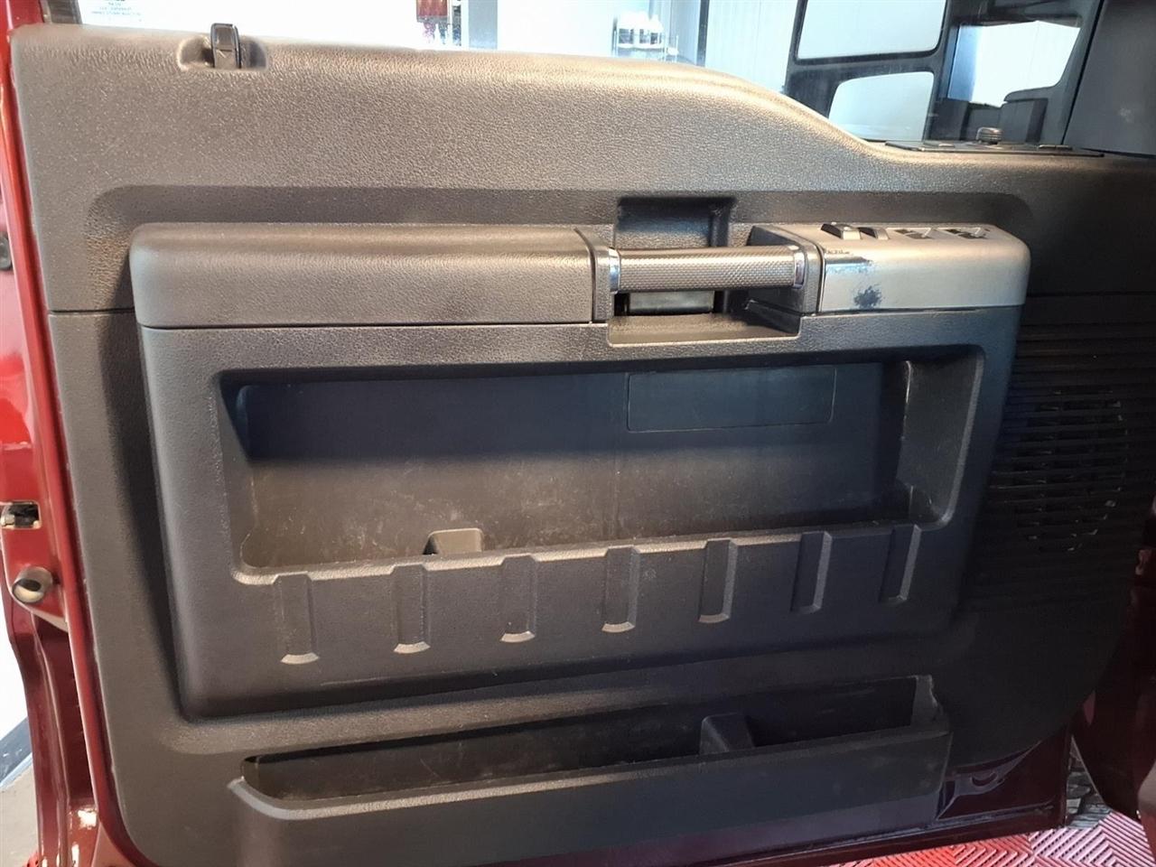 Ford Super Duty F-350 SRW  2016