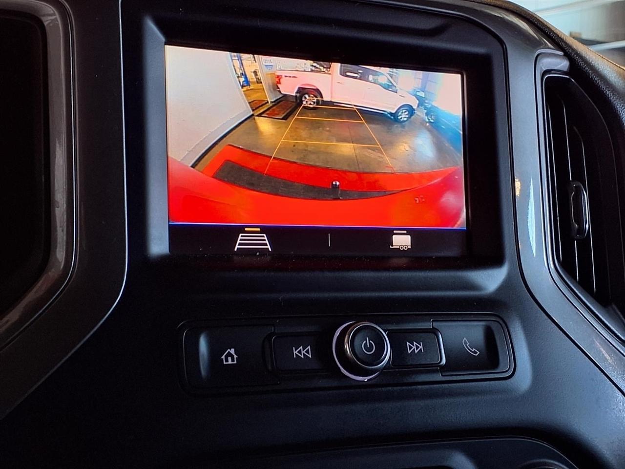 Chevrolet Silverado 1500 4WD Crew Cab 147" Custom Trail Boss 2020