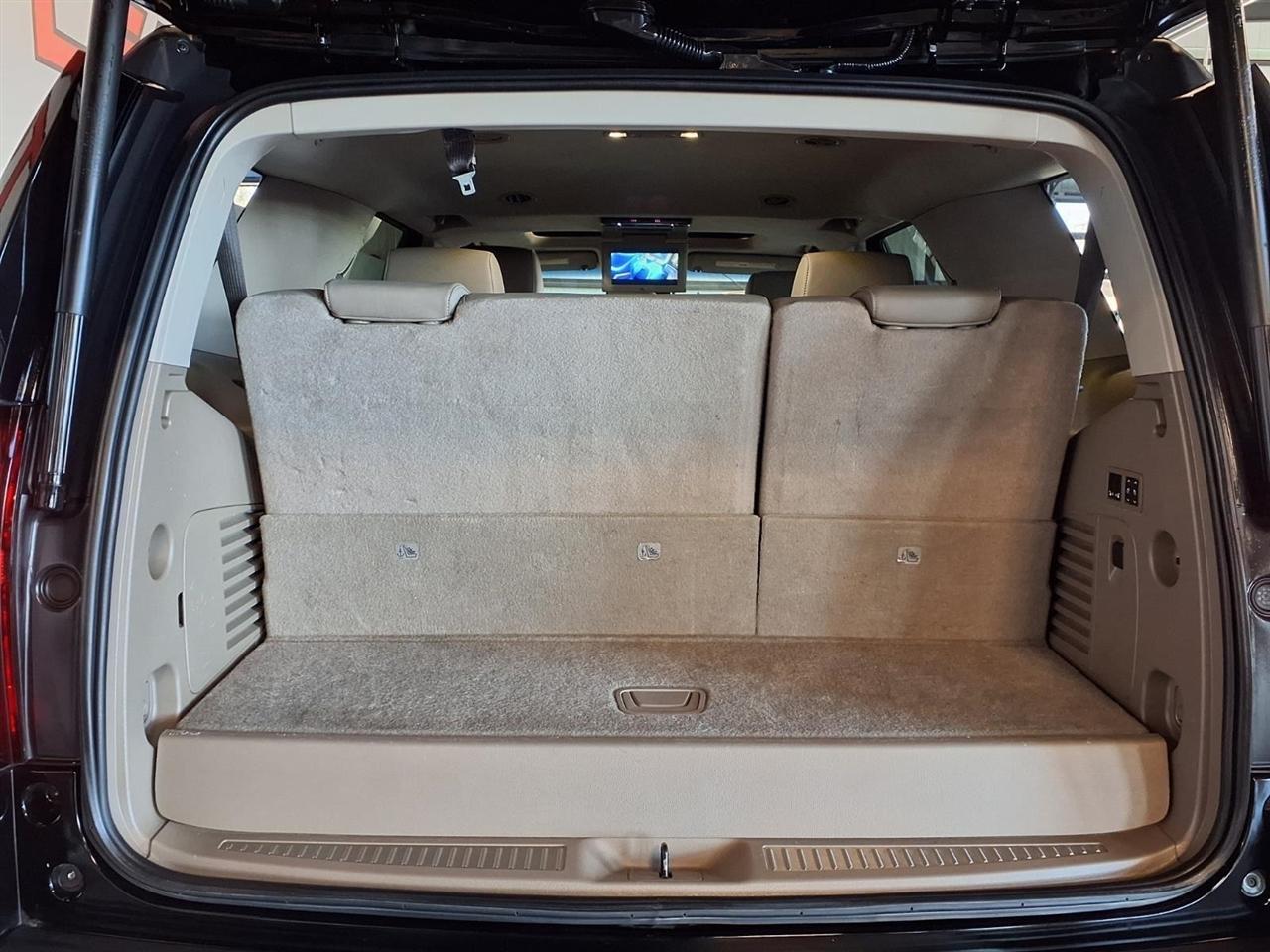 Chevrolet Tahoe 4WD 4dr Premier 2018