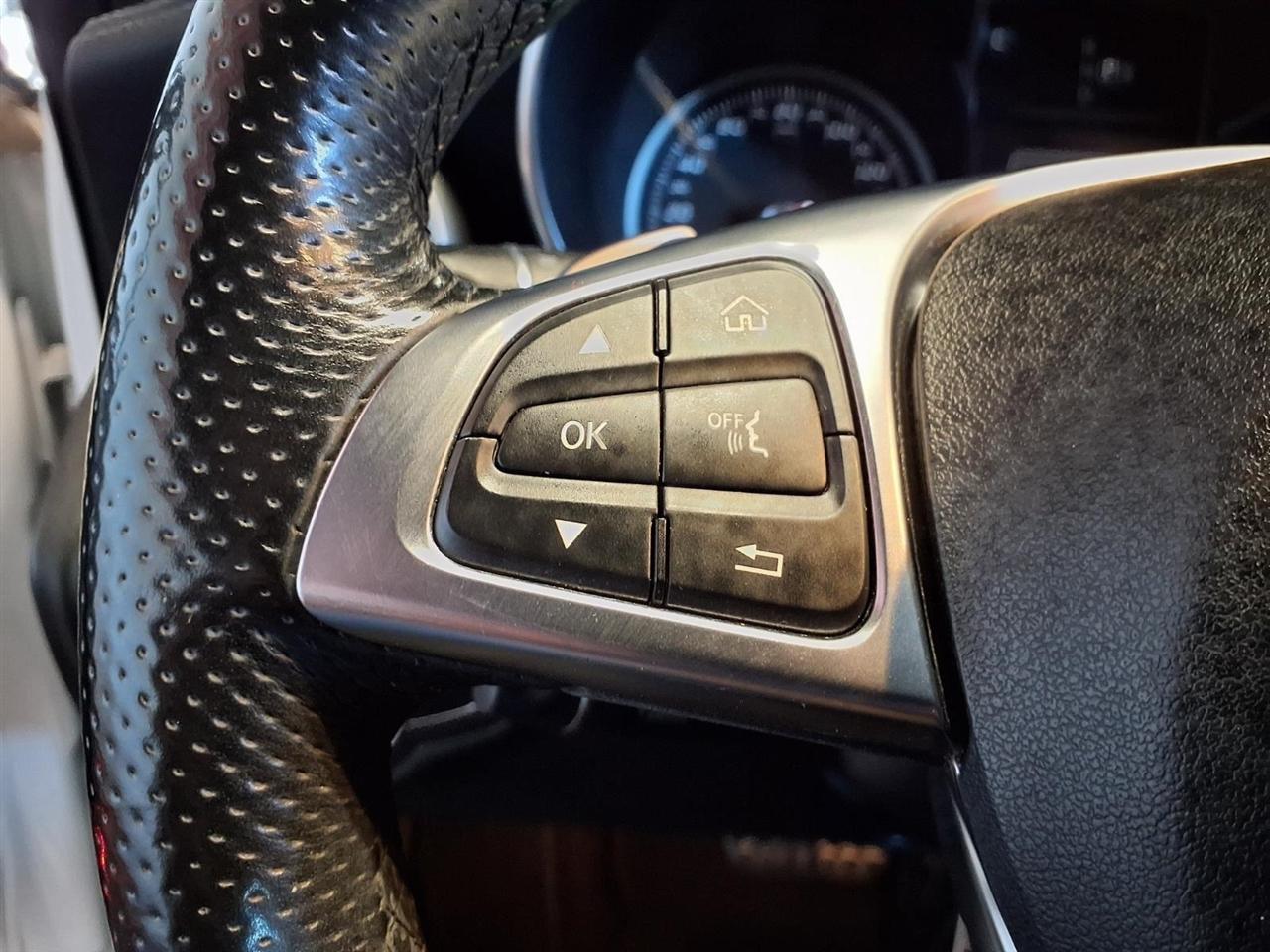 Mercedes-Benz C-Class 4dr Sdn C 300 4MATIC 2015