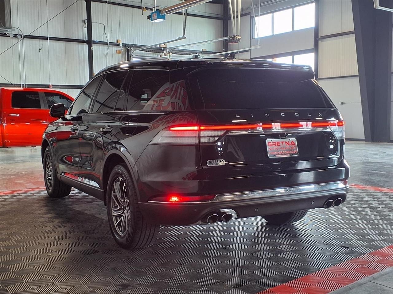 Lincoln Aviator Livery AWD 2022