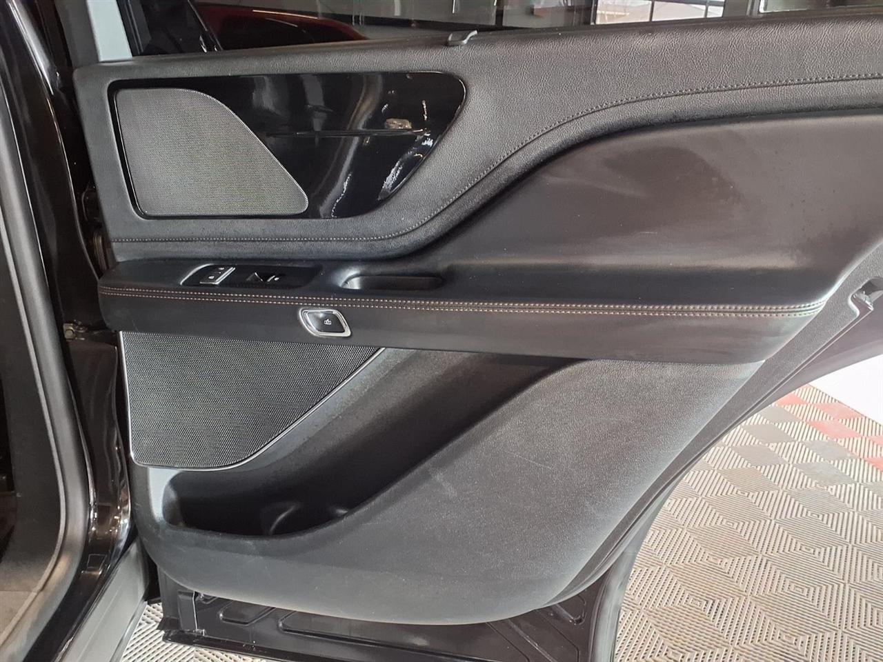 Lincoln Aviator Livery AWD 2022