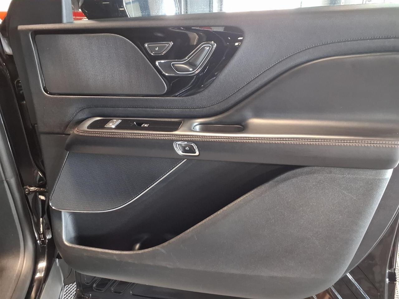 Lincoln Aviator Livery AWD 2022