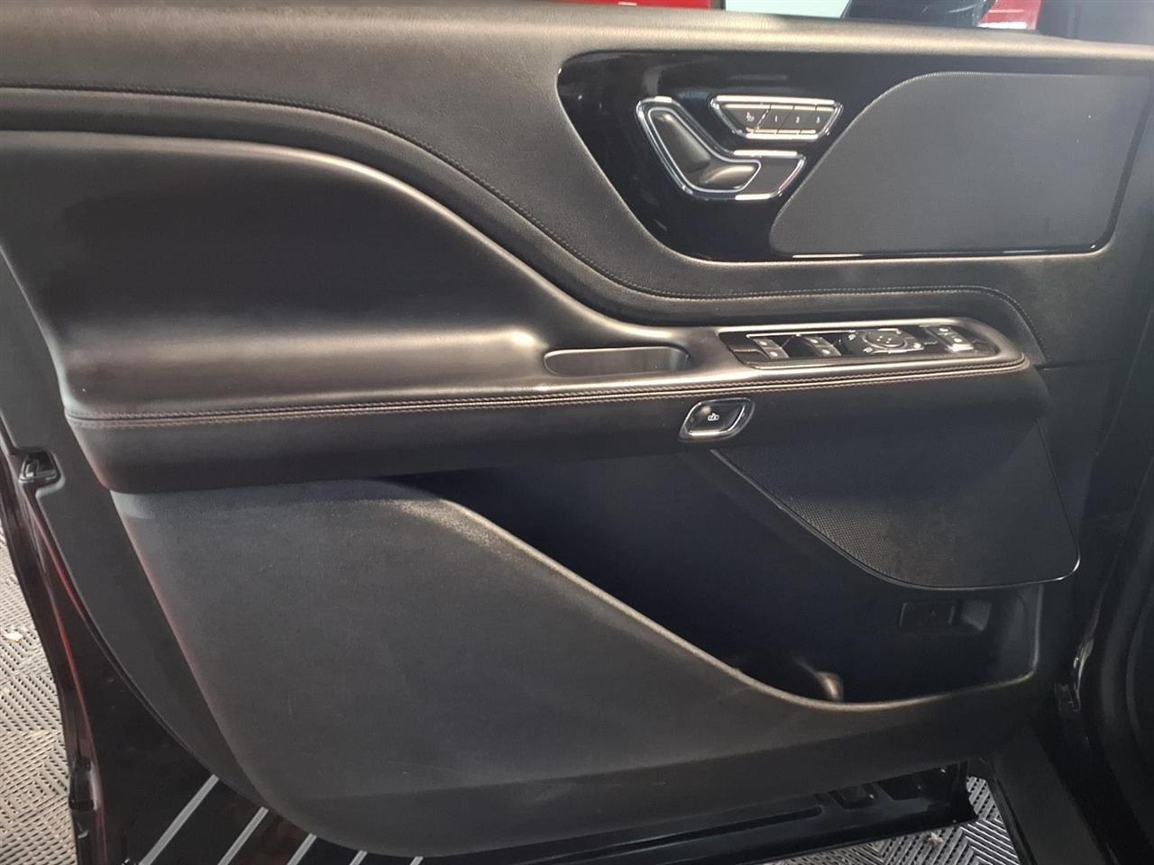 Lincoln Aviator Livery AWD 2022