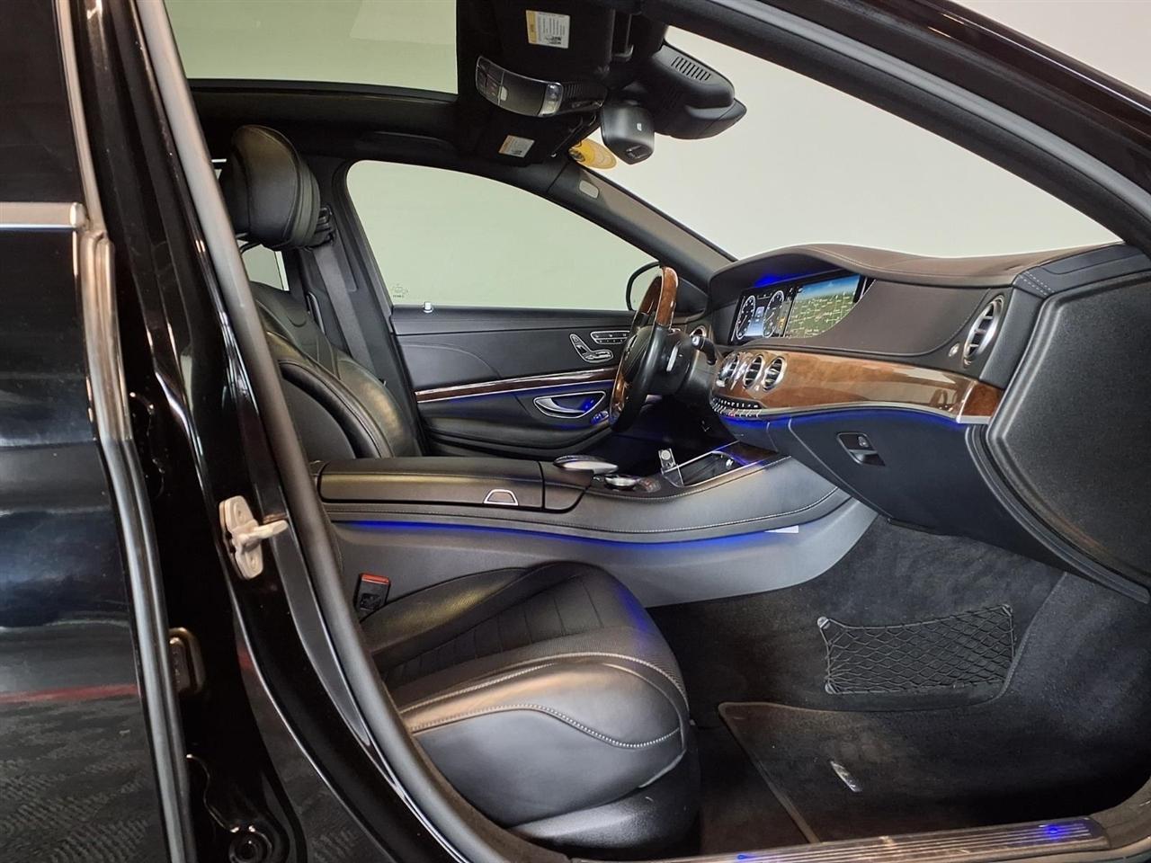 Mercedes-Benz S-Class 4dr Sdn S 550 4MATIC 2015