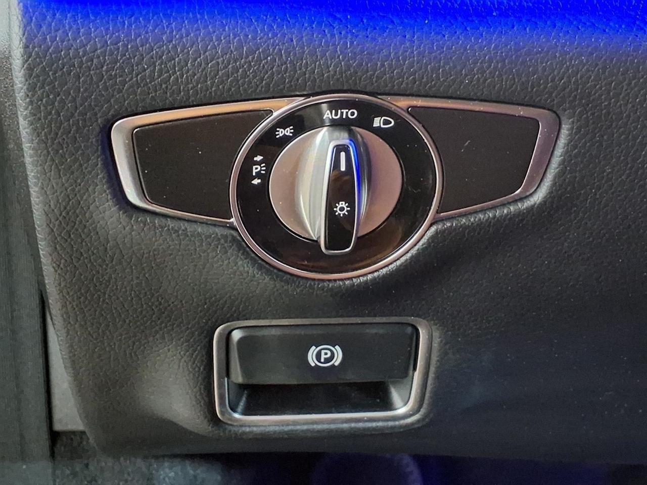 Mercedes-Benz S-Class 4dr Sdn S 550 4MATIC 2015