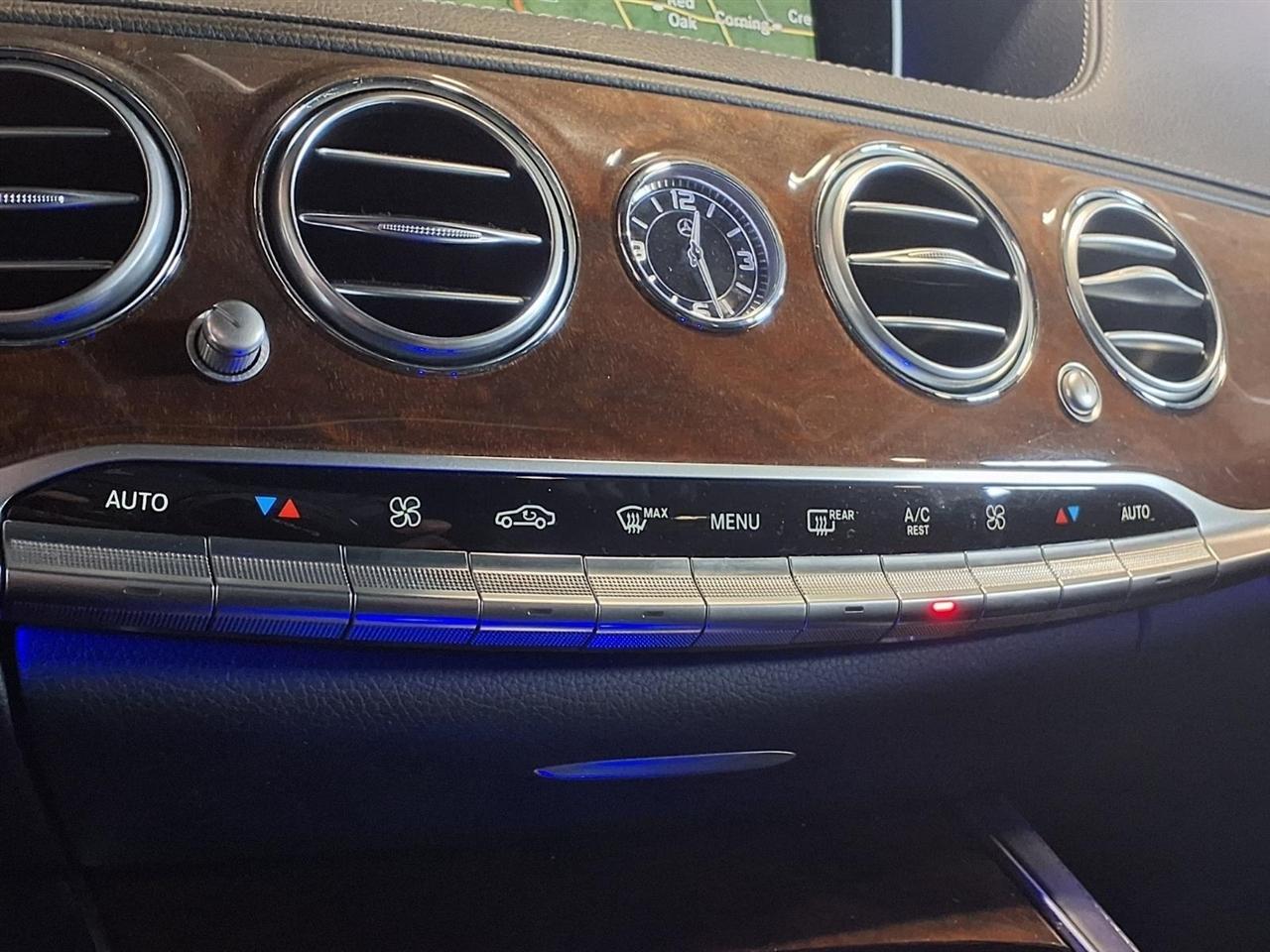 Mercedes-Benz S-Class 4dr Sdn S 550 4MATIC 2015