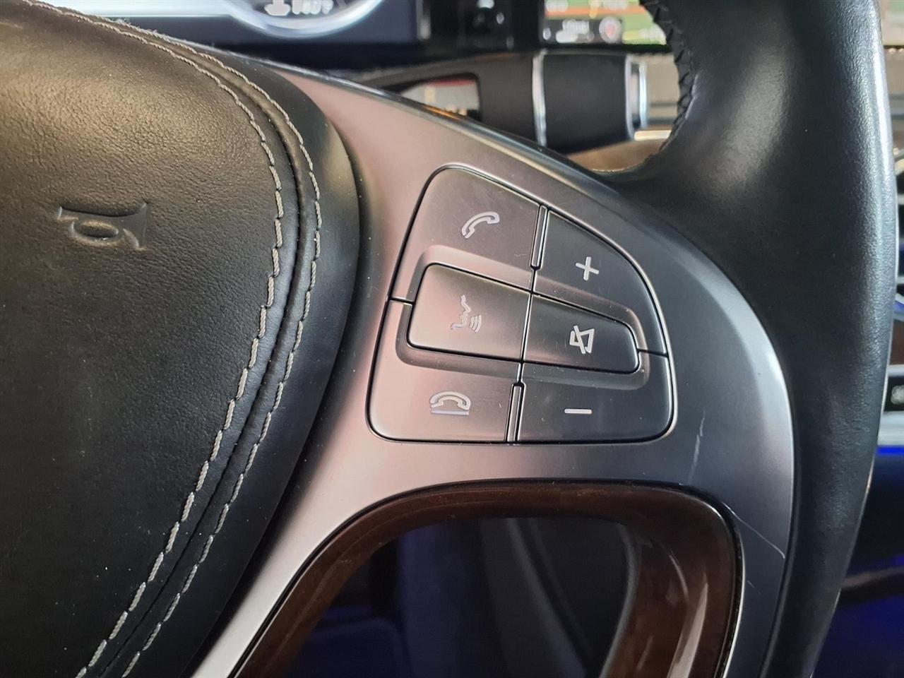 Mercedes-Benz S-Class 4dr Sdn S 550 4MATIC 2015