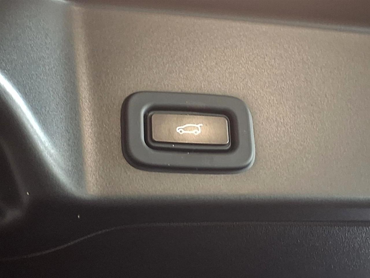 Land Rover Range Rover Evoque P300 R-Dynamic HSE 2020