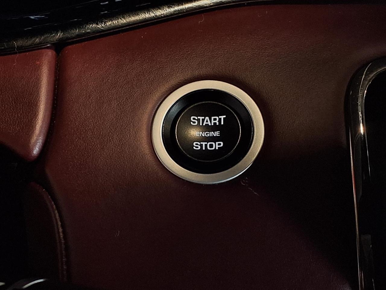 Land Rover Range Rover Evoque P300 R-Dynamic HSE 2020