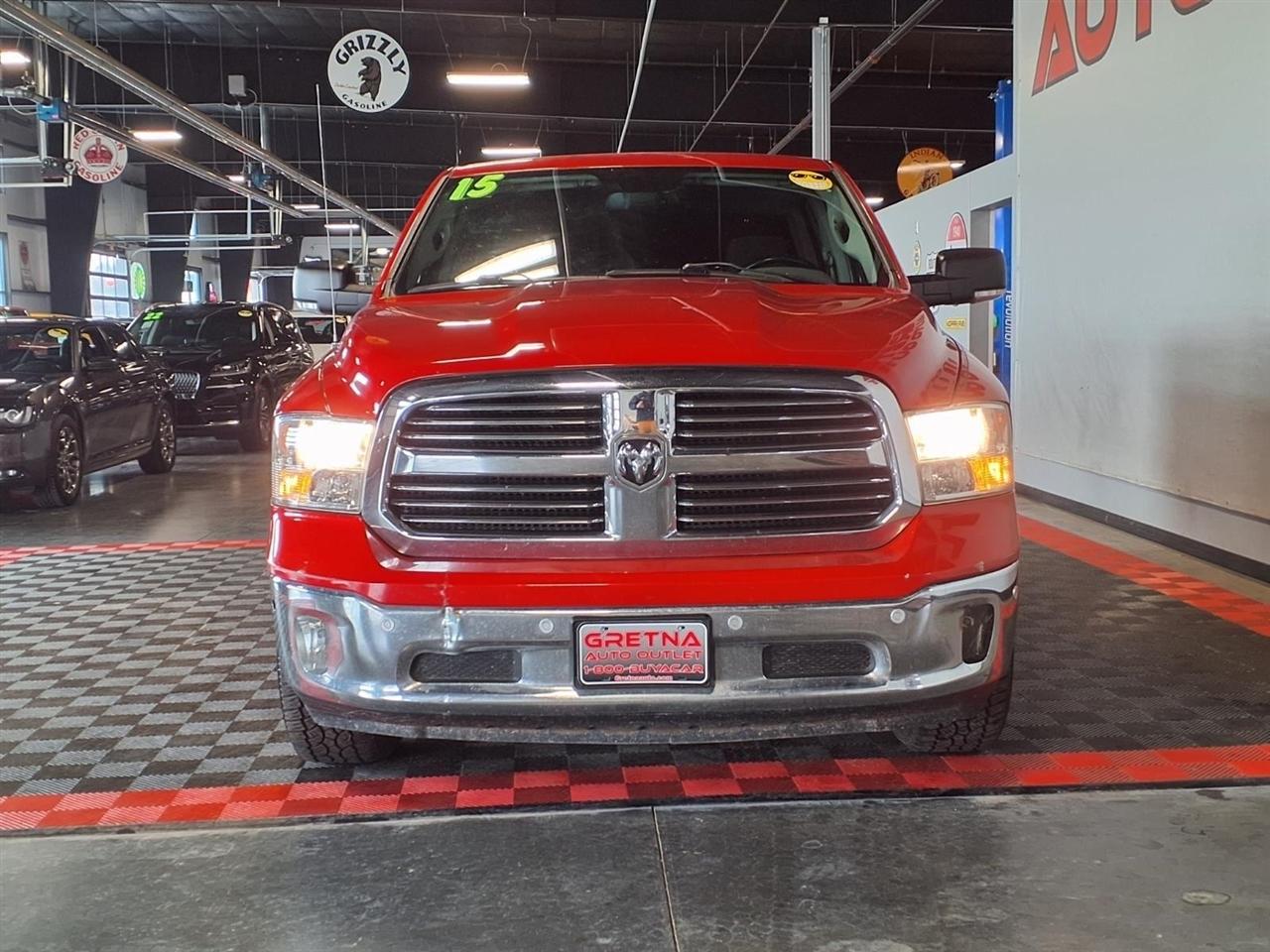 RAM 1500 4WD Crew Cab 140.5" Big Horn 2015