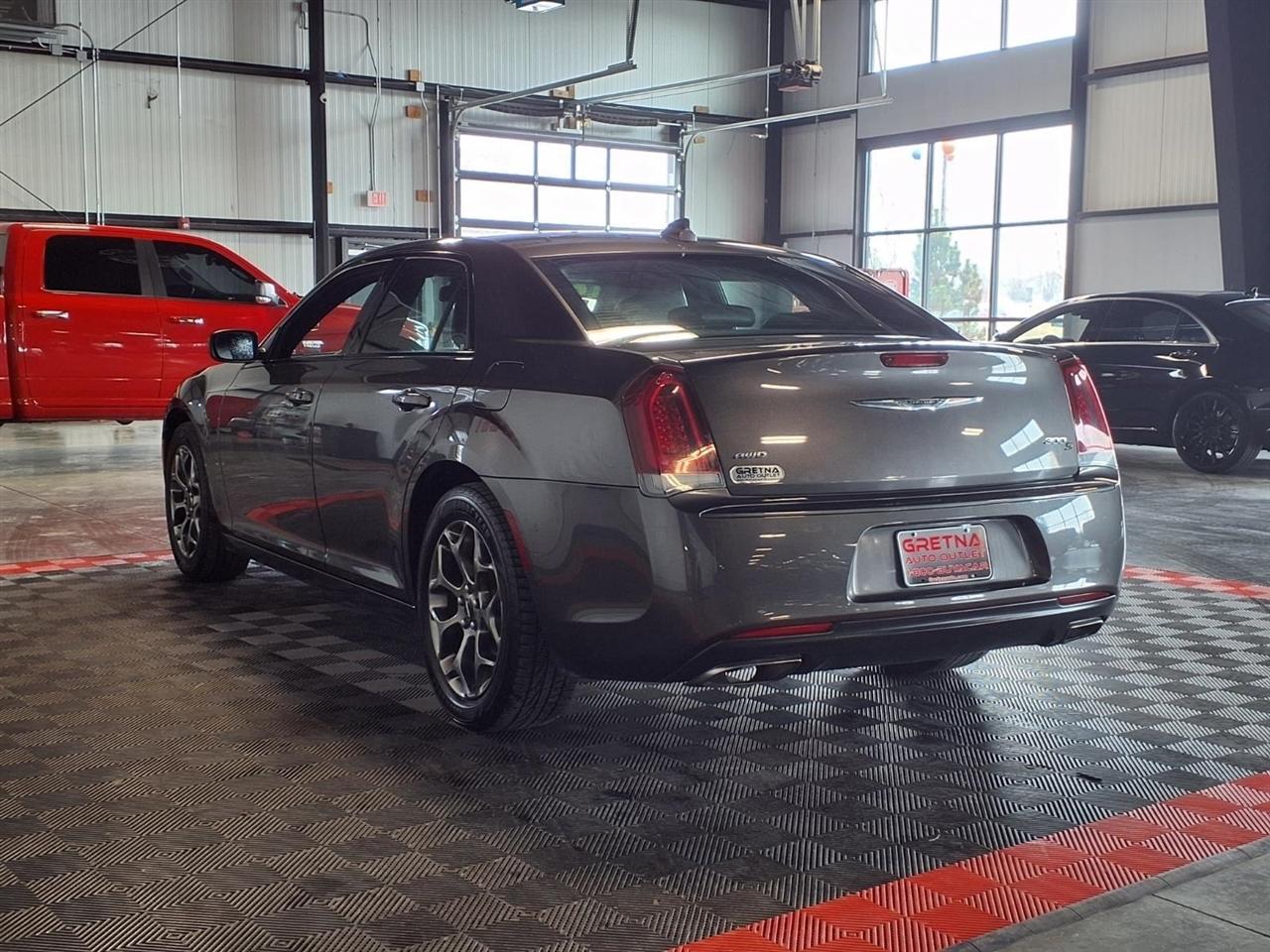 Chrysler 300 4dr Sdn 300S AWD 2016