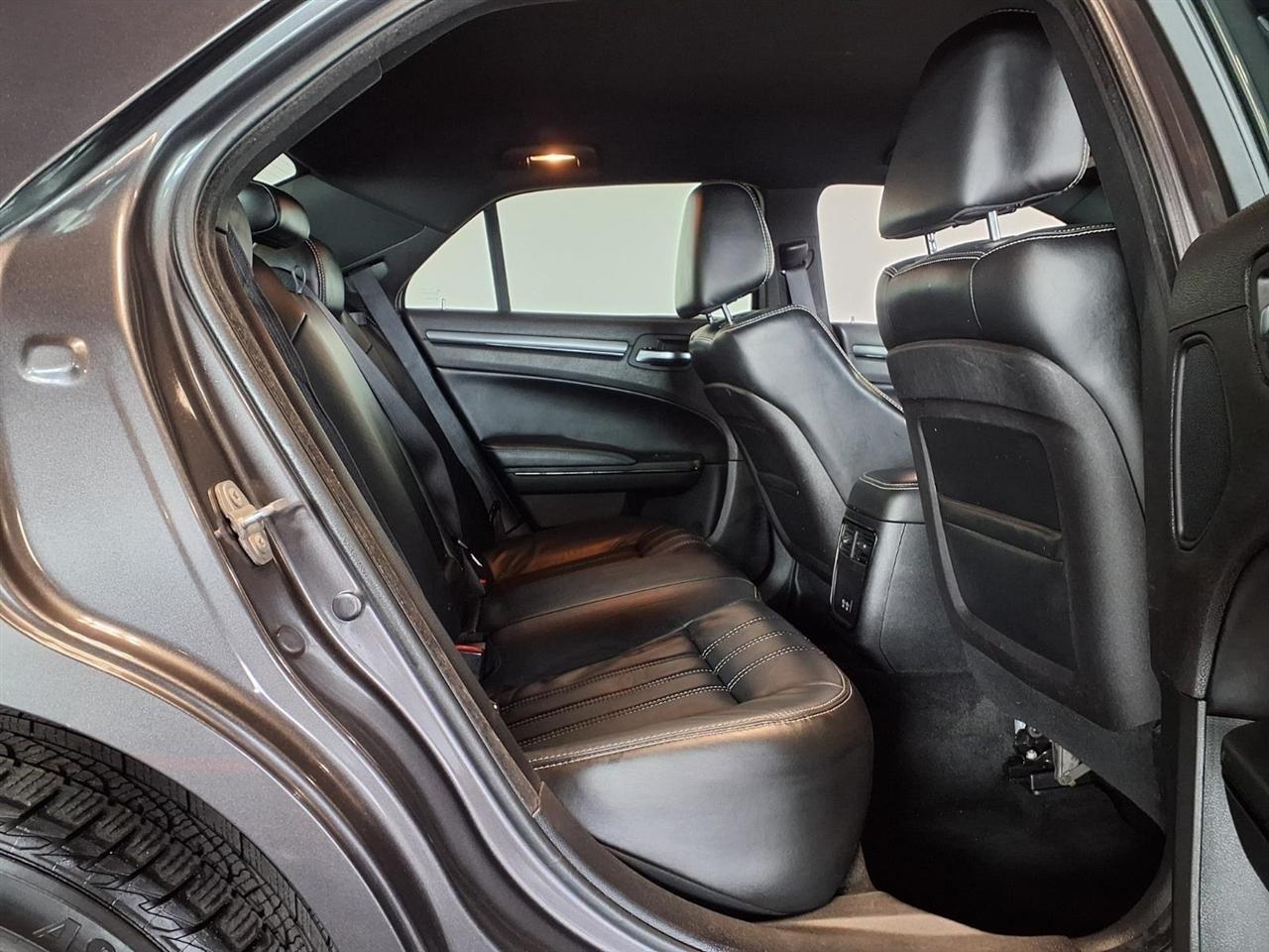 Chrysler 300 4dr Sdn 300S AWD 2016