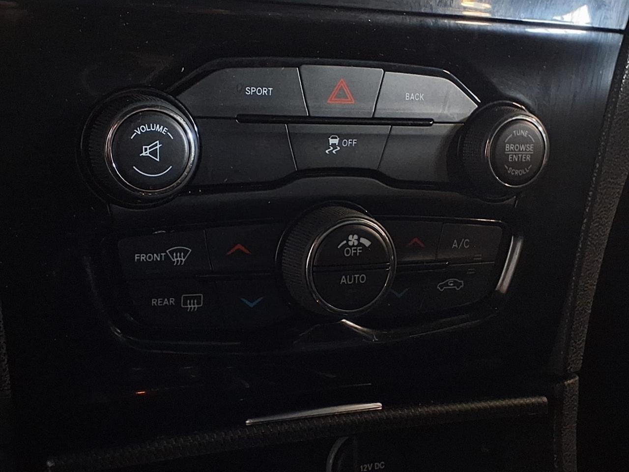 Chrysler 300 4dr Sdn 300S AWD 2016