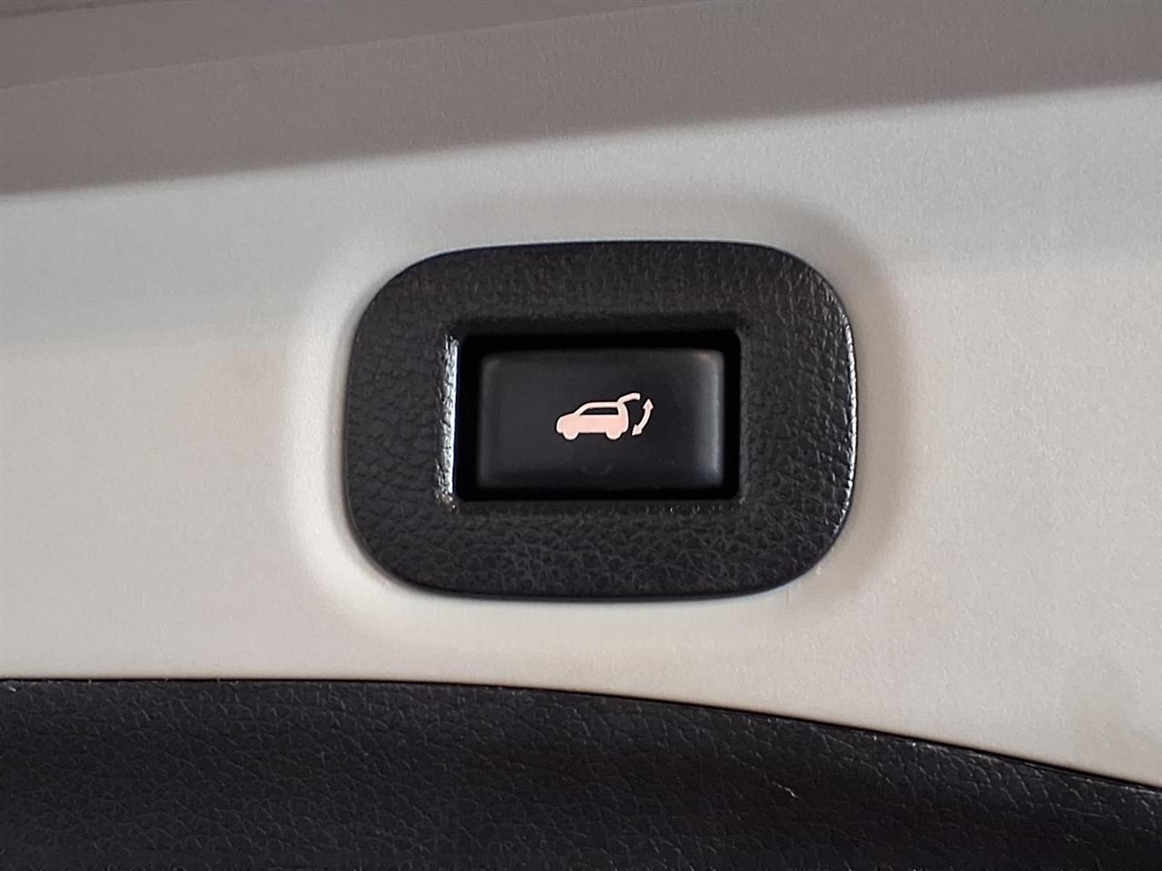 Nissan Rogue AWD 4dr SV 2016