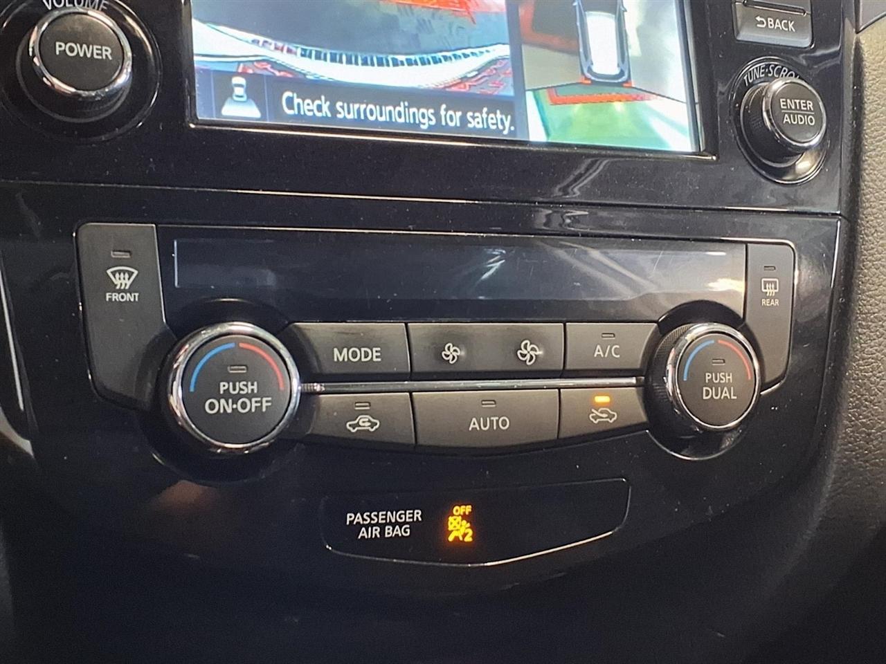 Nissan Rogue AWD 4dr SV 2016