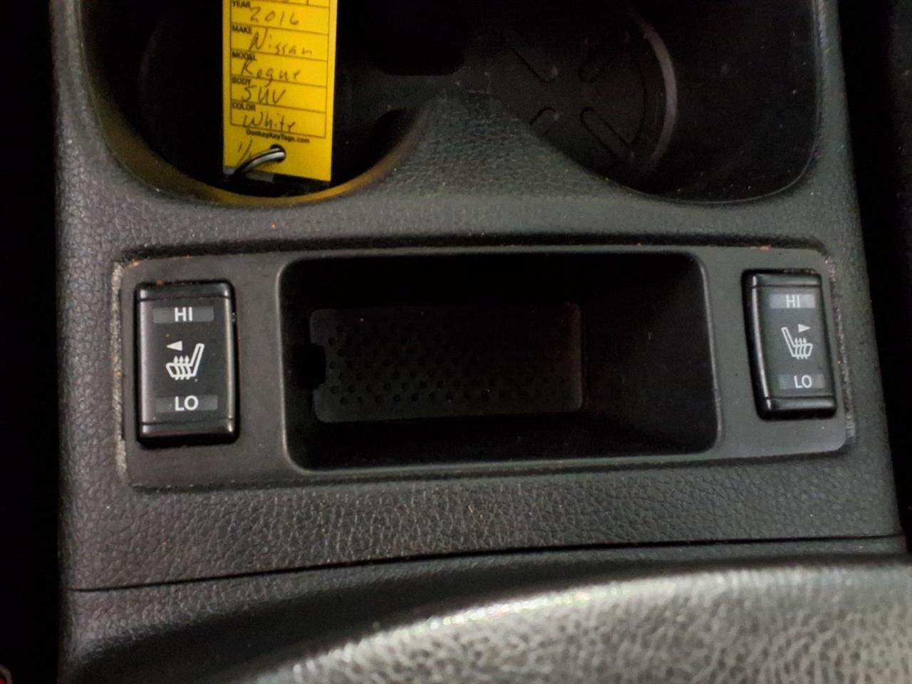 Nissan Rogue AWD 4dr SV 2016