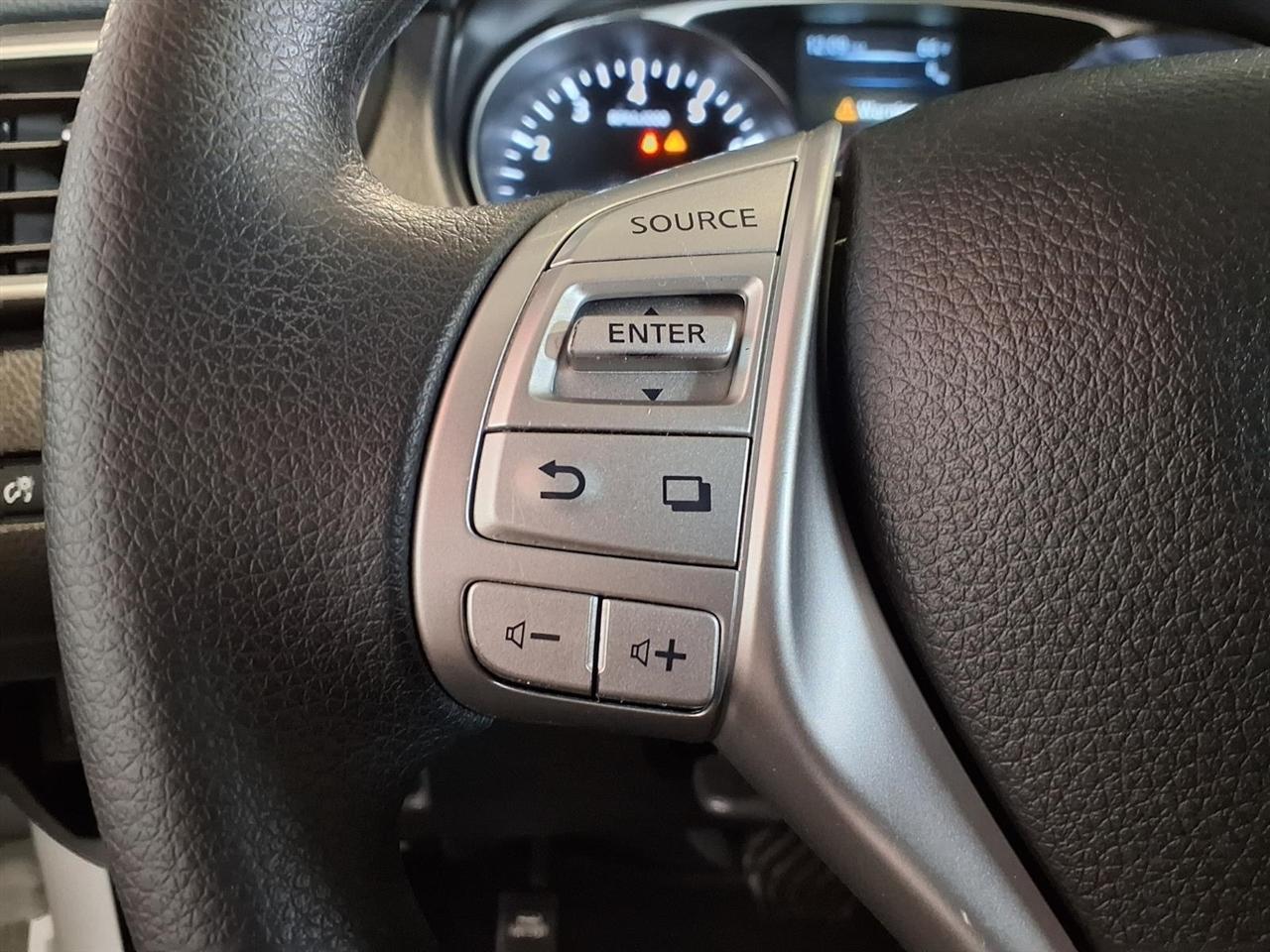 Nissan Rogue AWD 4dr SV 2016