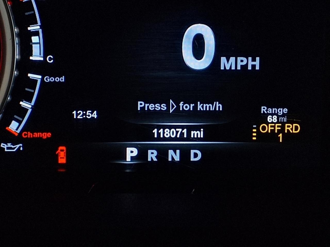 RAM 1500 4WD Crew Cab 140.5" Sport 2015