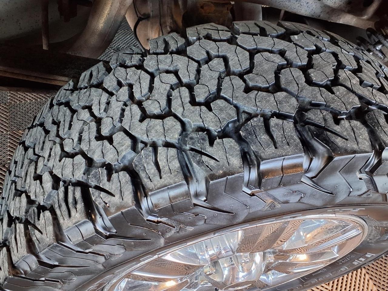 Ford F-150 Lariat 2012