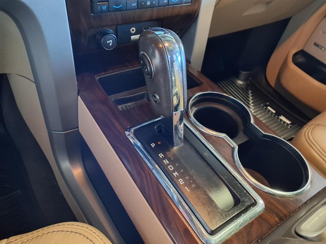 Ford F-150 Lariat 2012