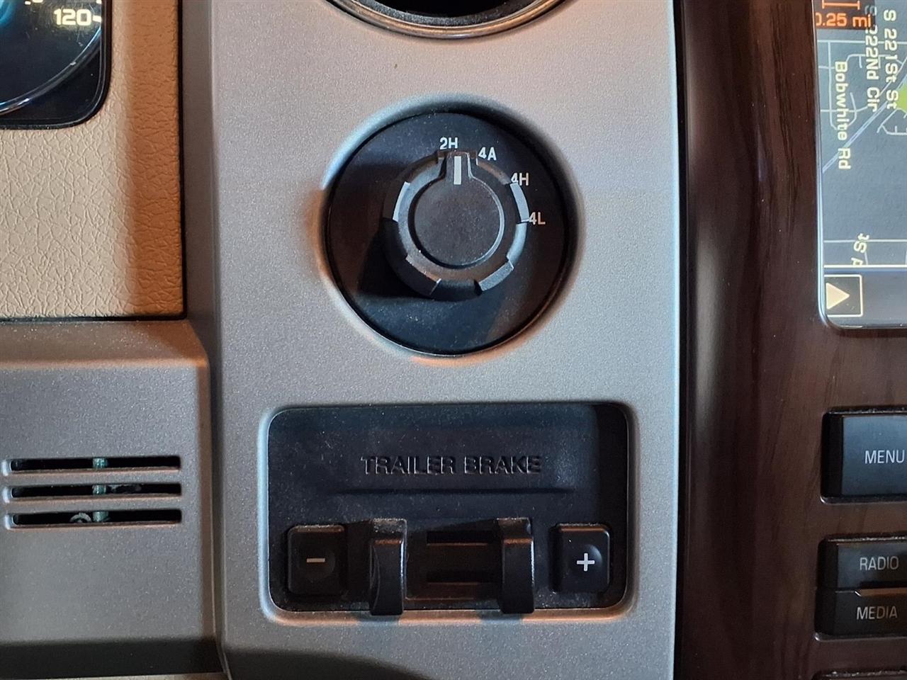 Ford F-150 Lariat 2012