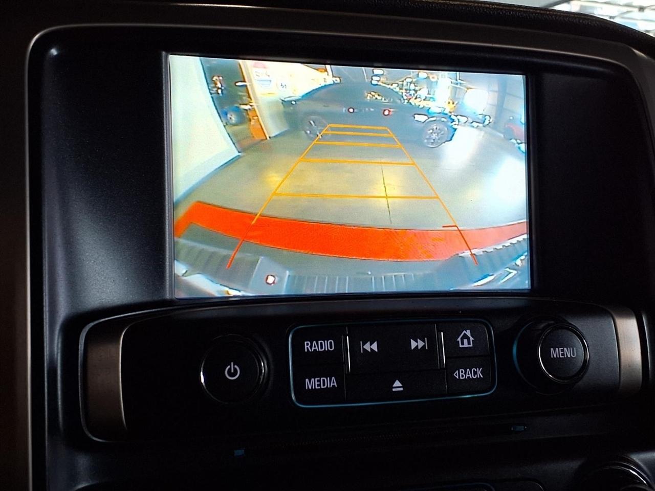 GMC Sierra 1500 4WD Crew Cab 143.5" Denali 2017