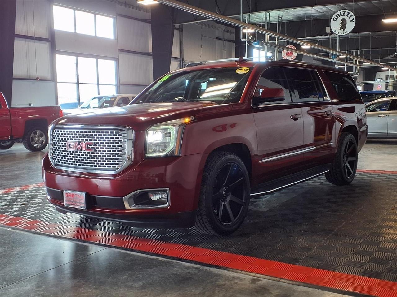 GMC Yukon XL 4WD 4dr Denali 2016