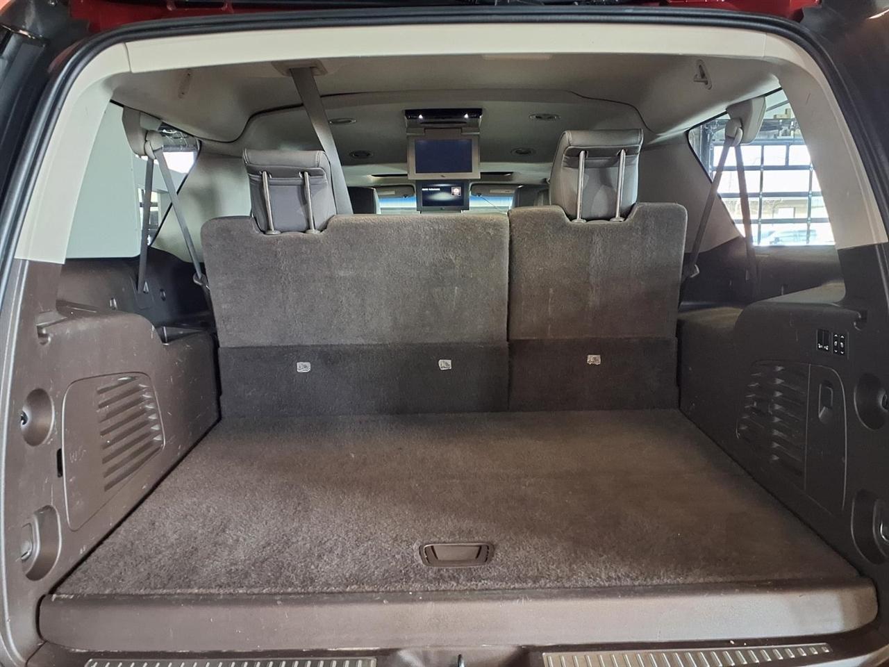 GMC Yukon XL 4WD 4dr Denali 2016