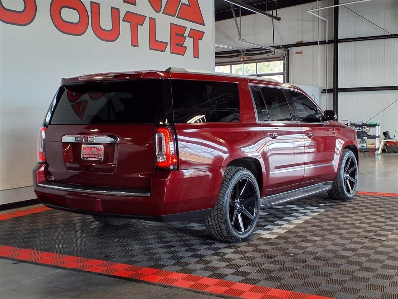 GMC Yukon XL 4WD 4dr Denali 2016