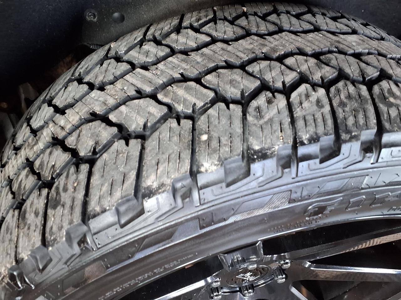 GMC Yukon XL 4WD 4dr Denali 2016