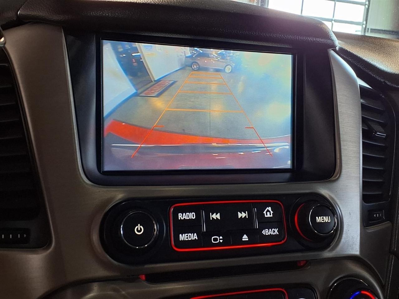 GMC Yukon XL 4WD 4dr Denali 2016