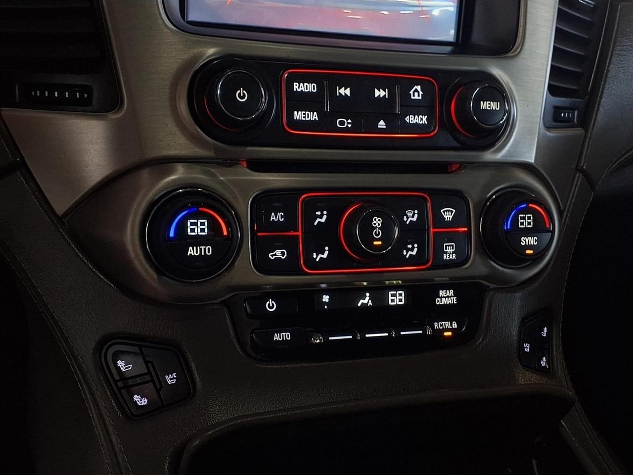 GMC Yukon XL 4WD 4dr Denali 2016