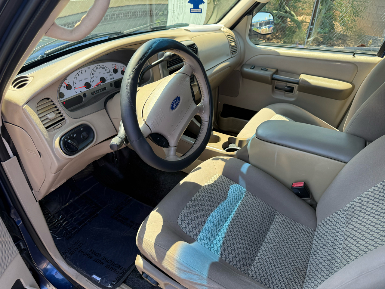 Ford Explorer Sport Trac XLT 2WD 2005 Ford Explorer Sport Trac XLT 2WD 2005