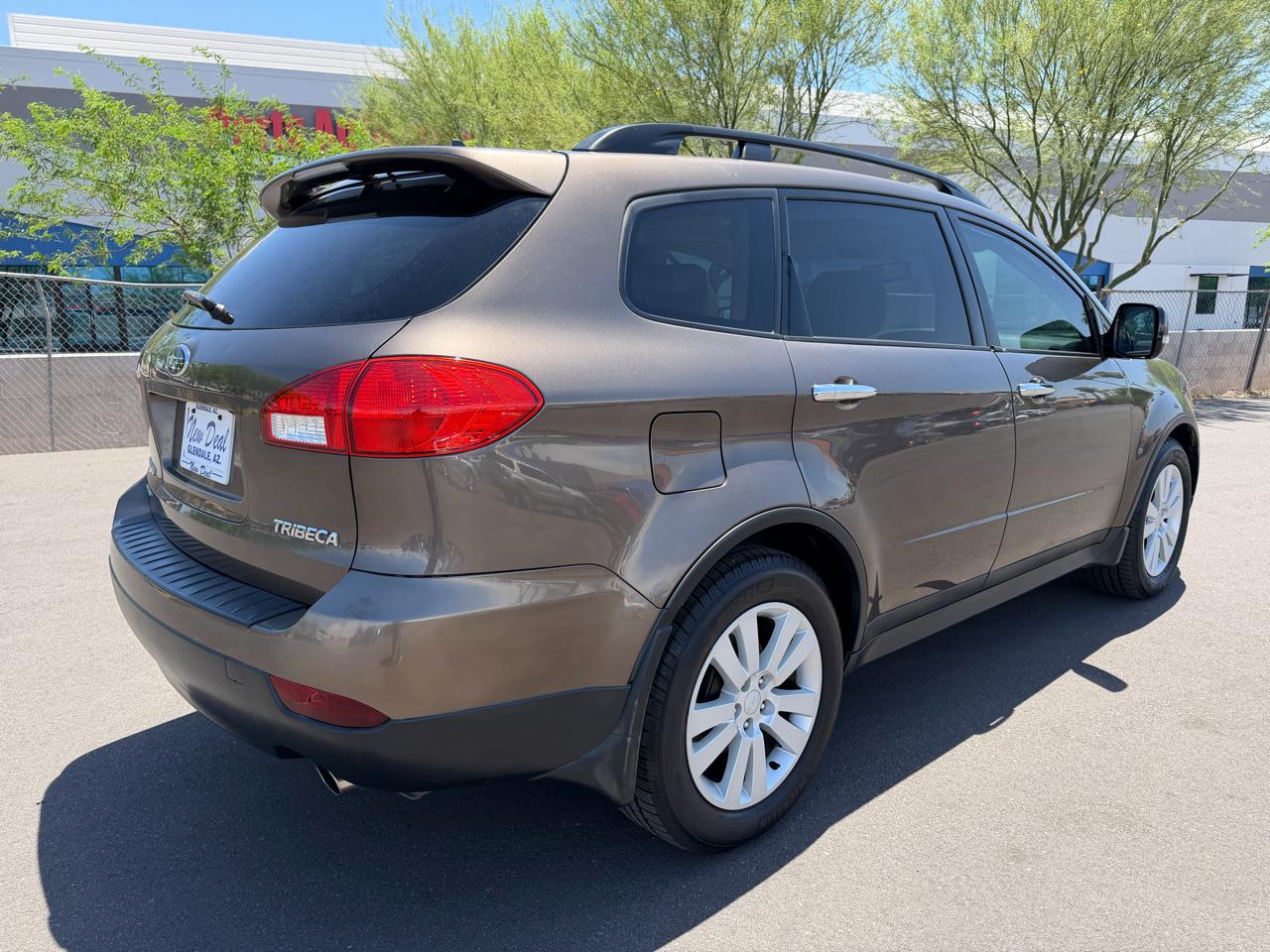 Subaru Tribeca 4dr 3.6R Limited w/Pwr Moonroof Pkg 2010