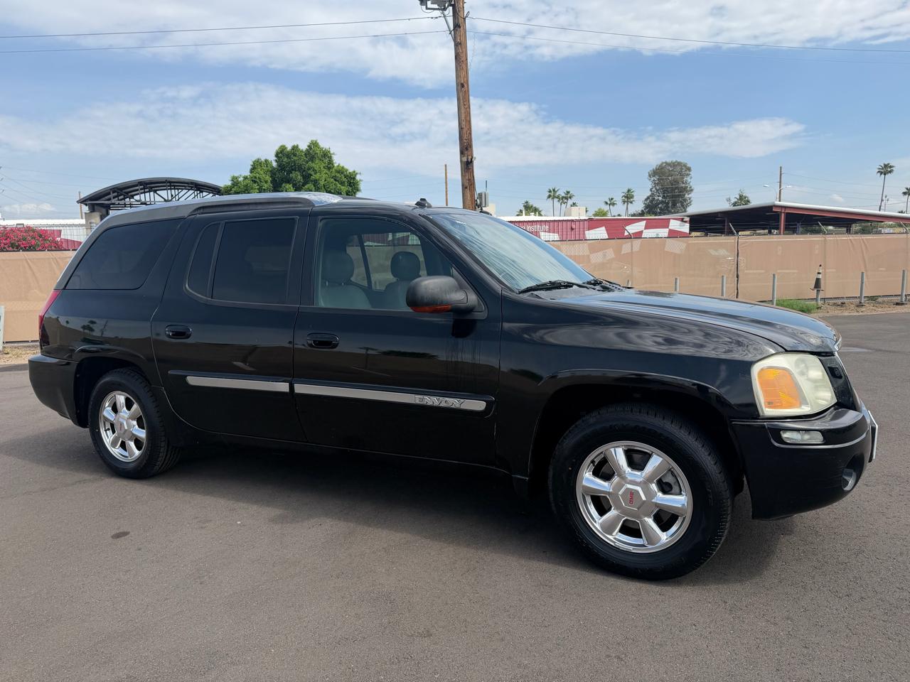 GMC Envoy XUV 4dr 2WD SLT 2004