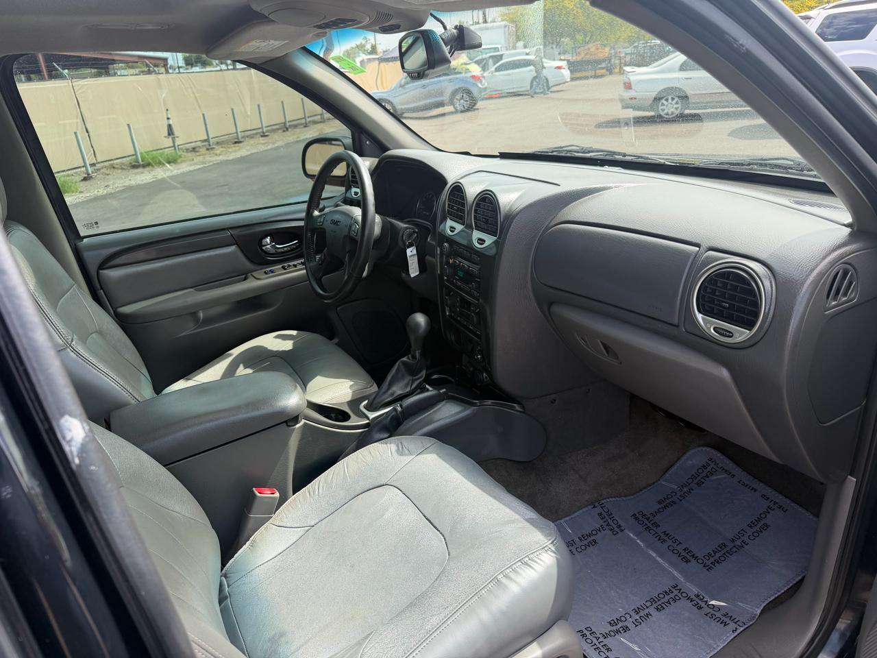 GMC Envoy XUV 4dr 2WD SLT 2004