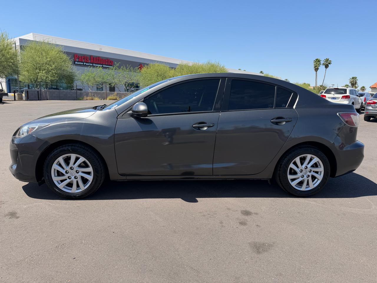 Mazda MAZDA3 4dr Sdn Man i Touring 2012