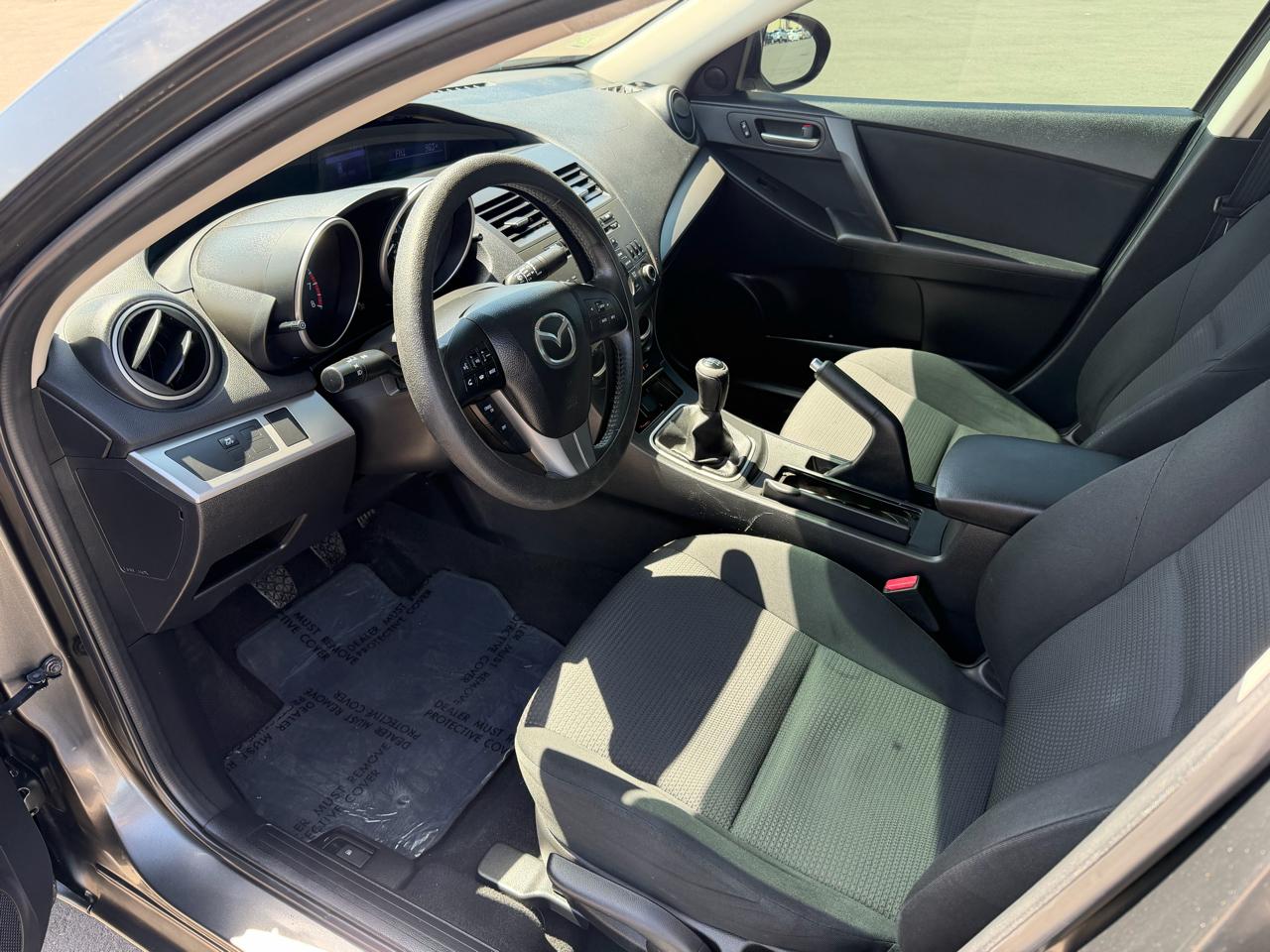 Mazda MAZDA3 4dr Sdn Man i Touring 2012