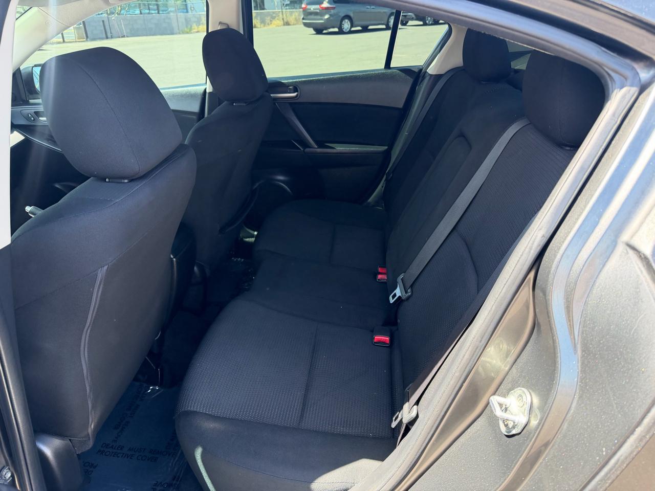 Mazda MAZDA3 4dr Sdn Man i Touring 2012