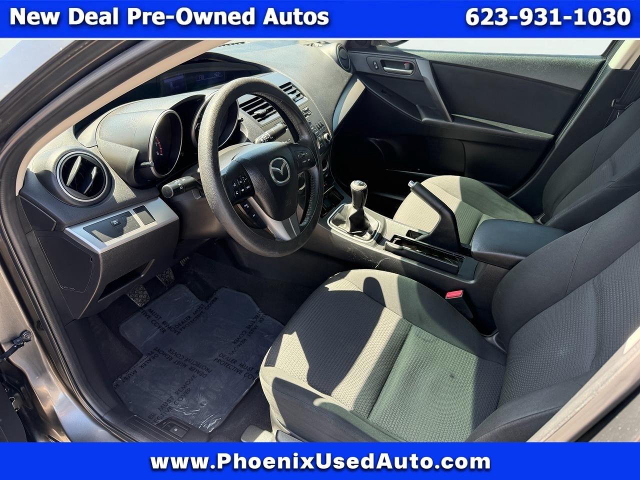 Mazda MAZDA3 4dr Sdn Man i Touring 2012