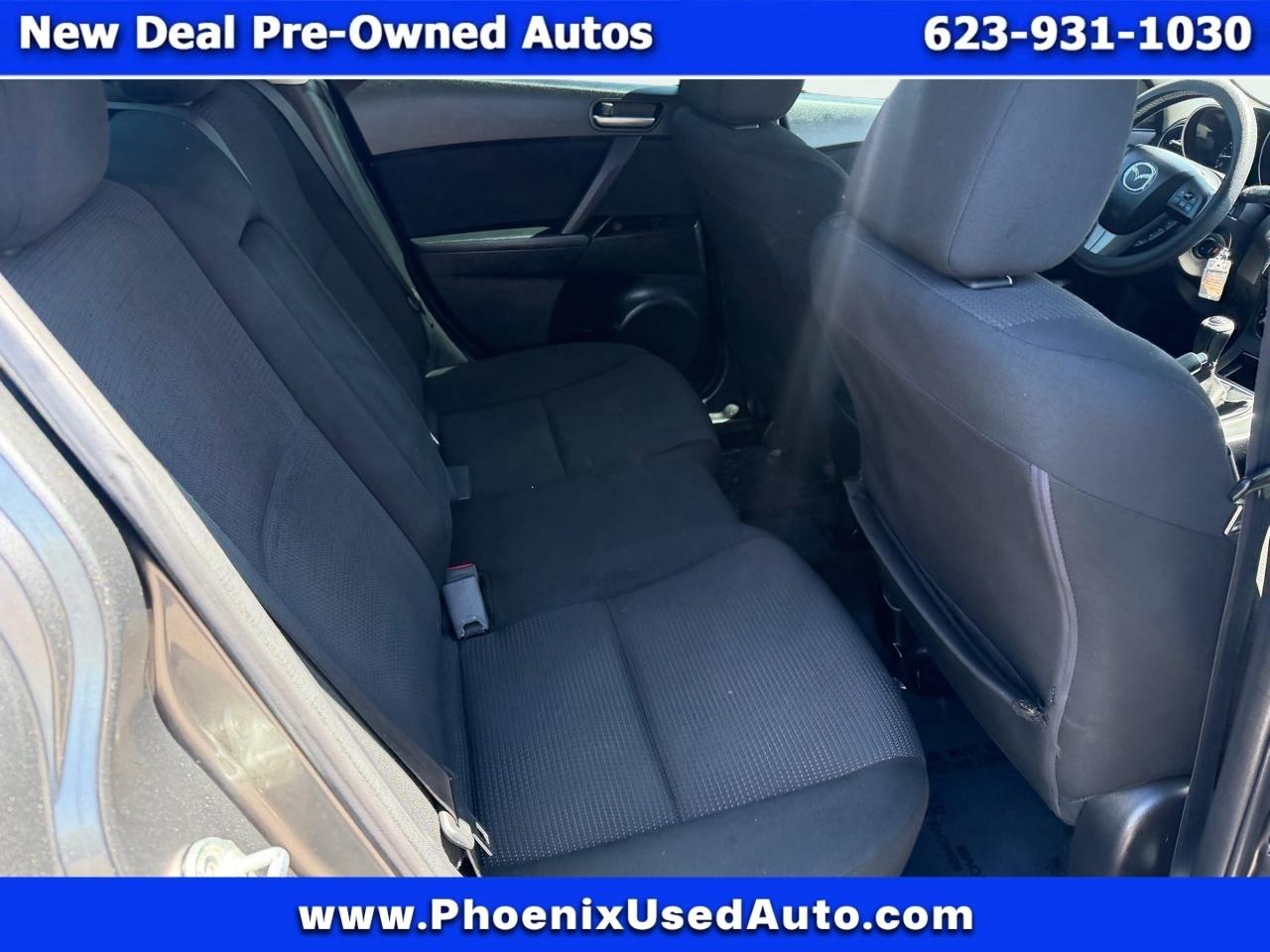 Mazda MAZDA3 4dr Sdn Man i Touring 2012