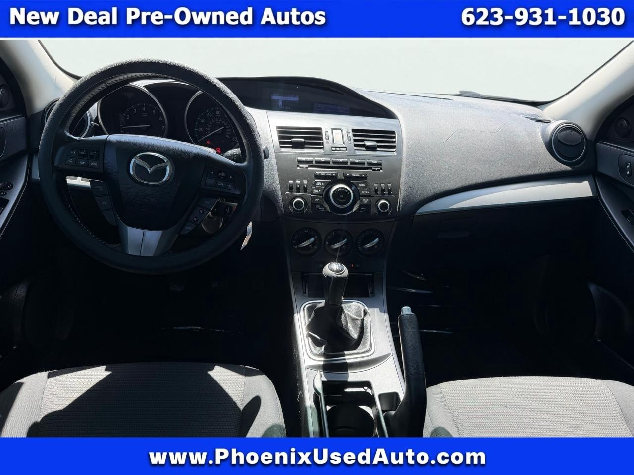 Mazda MAZDA3 4dr Sdn Man i Touring 2012