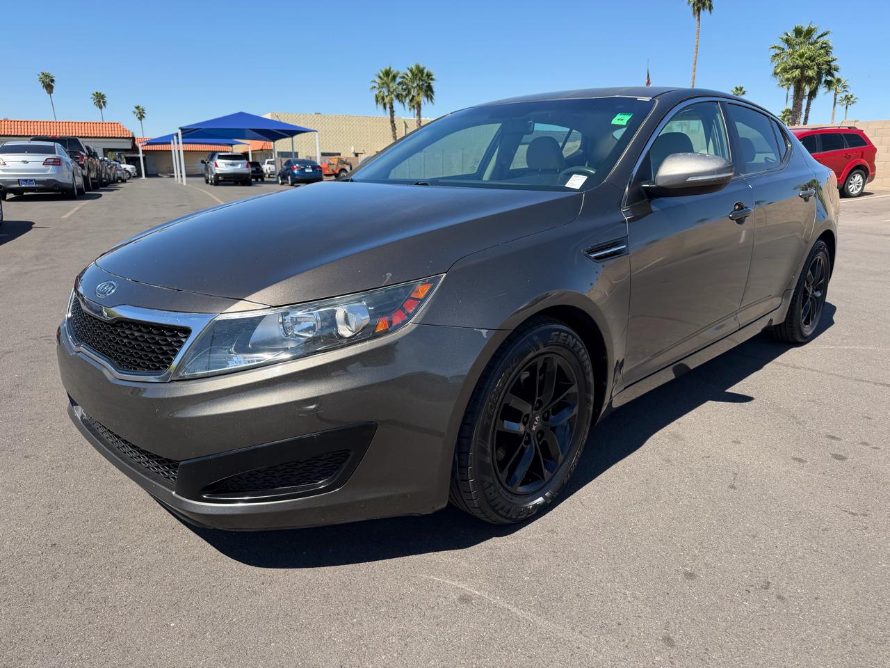 Kia Optima LX AT 2011