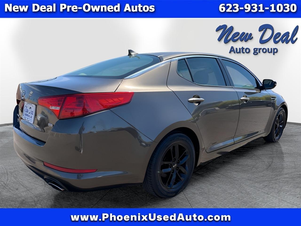 Kia Optima LX AT 2011